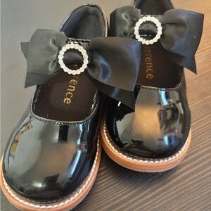 Chic Black Kids Dress Shoes with Bow by